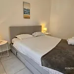 Blife Montya Private Δωμάτια σε οικογενειακή κατοικία *