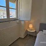 Blife Montya Private * Φάρο