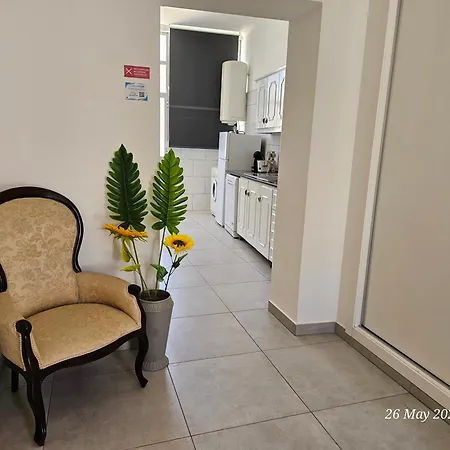 Blife Montya Private Faro